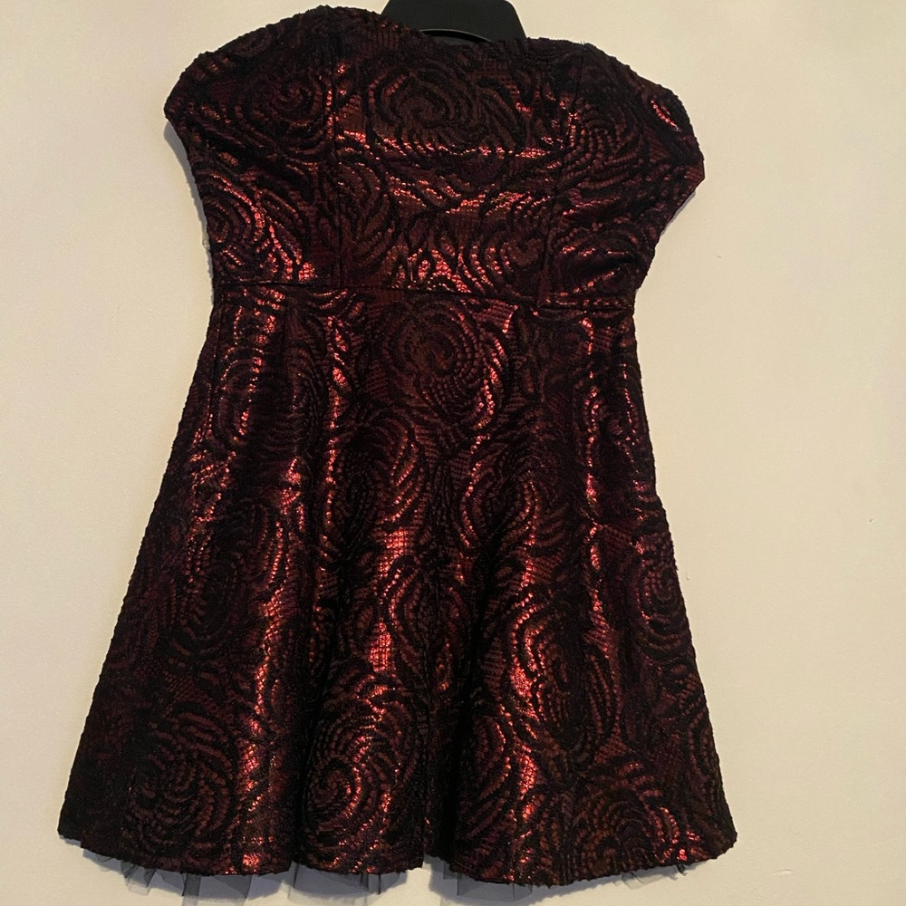 Medium Charlotte Russe Red and Black Dress Pre-Owned